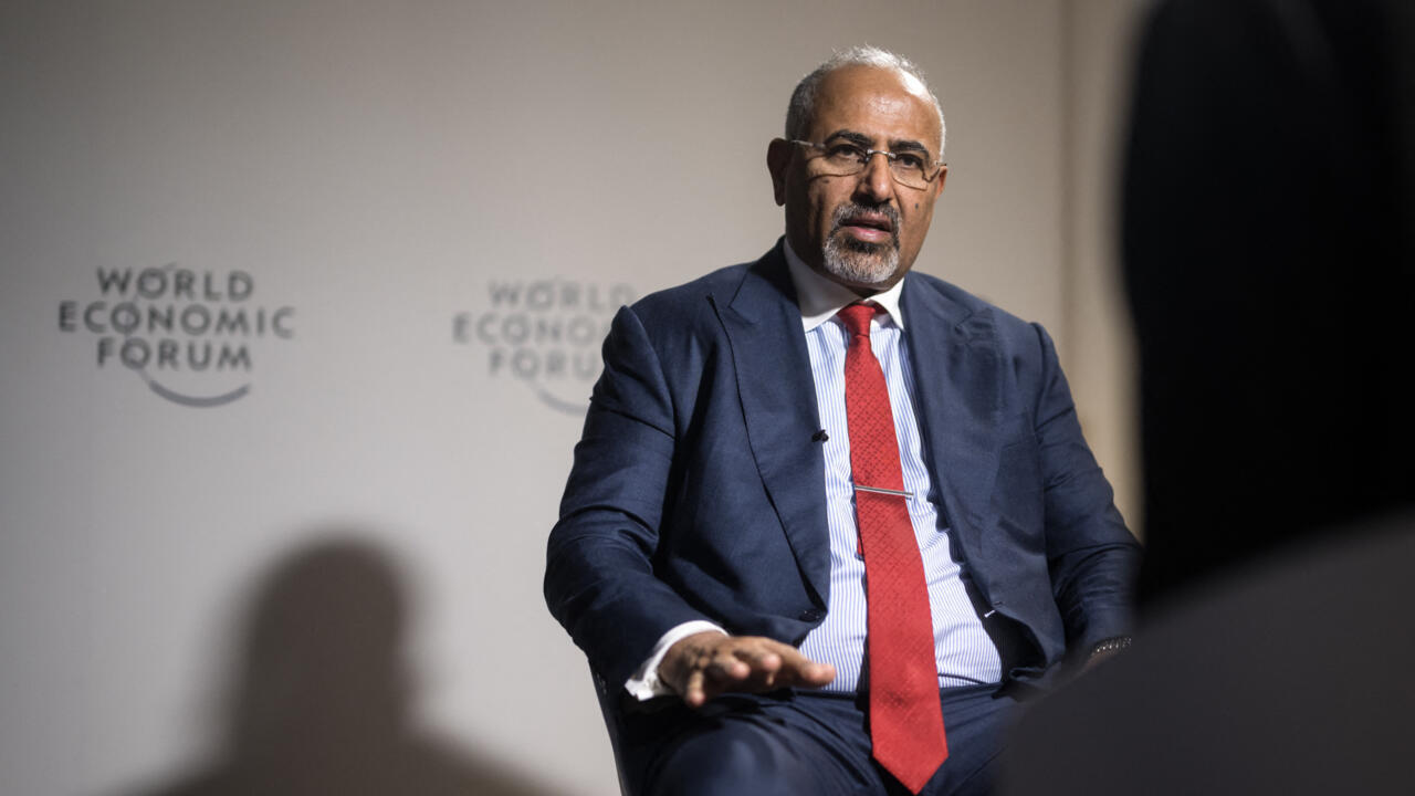 Au Yémen, le dirigeant séparatiste du Sud chassé du pouvoir pour 