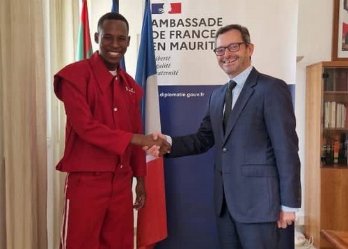 BRMX reçu par l’ambassadeur de France à l’approche de la sortie de son nouvel album “MARTABA”