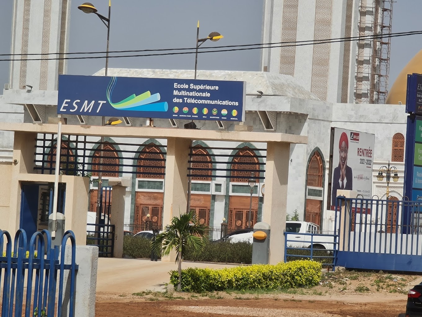 Grève très largement suivie par les personnels enseignants et administratifs de l’ESMT