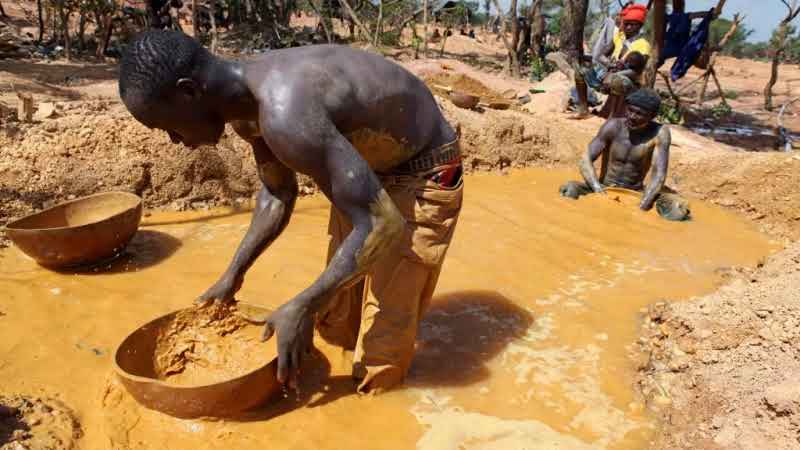L'effondrement d'une mine d'or au Mali fait plus de 70 morts